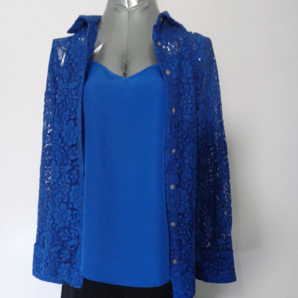 J.‎ Crew Women's Button Up Blue Lace Long Sleeves' Shirt & Tank Top Set Size 6